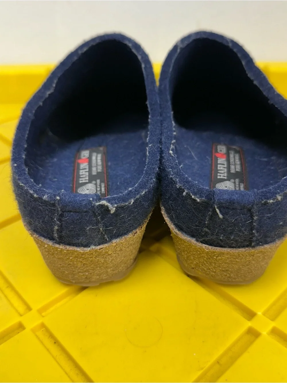 HAFLINGER UNISEX AT COMFY INDOOR OUTDOOR WOOL SLIPPERS Size 41 Mens 8 Women 10